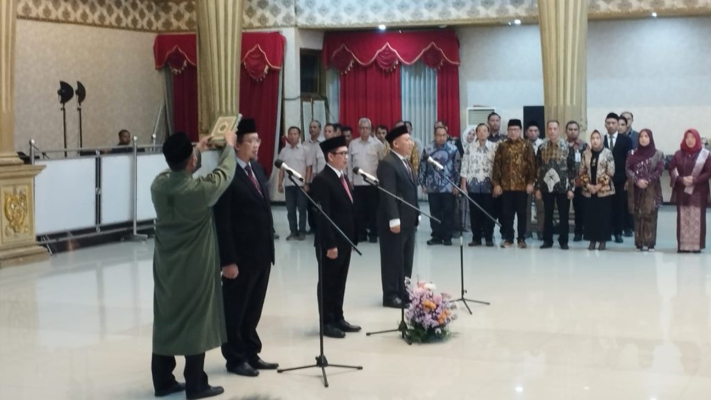 Tiga Direktur PDP Kahyangan saat di Ambil sumpah ,di pendopo wwg. Foto Edi Mulyono