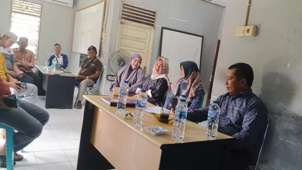 KUD Rantau Pasaman Bantah Tuduhan Korupsi Dana PSR, Tegaskan Tak Ada Kongkalikong Suasana diruang Kantor KUD Rantau Pasaman tempat konferensi Pers digelar. Kamis, (14/5/2026) (Foto: Saipen/GOnews.id)