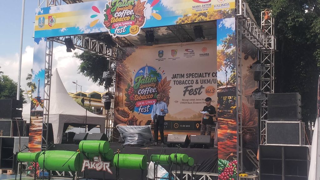 Pj Sekda Kabupaten Jember Ahmad Imam Fauzi saat berikan sambutan. Foto Edi Mulyono