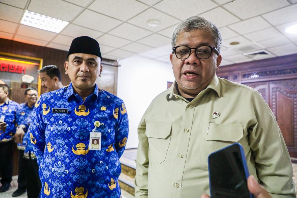Wakil Gubernur Jawa Tengah Taj Yasin Maimoen bersama Wakil Menteri Perumahan dan Kawasan Permukiman (PKP) Republik Indonesia, Fahri Hamzah (GOnews.id)