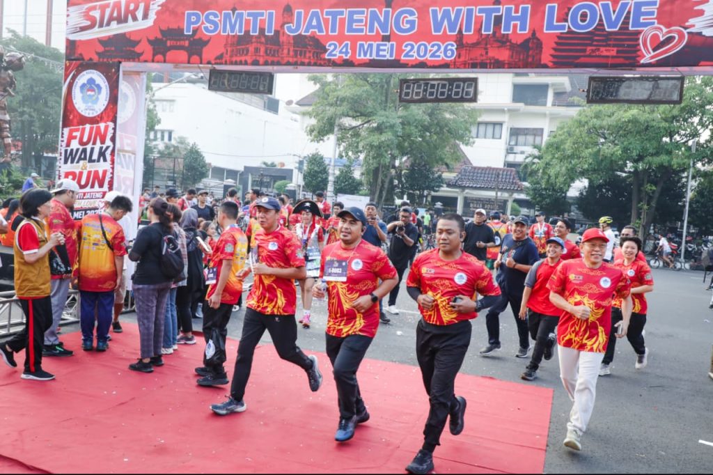 Gus Yasin Ajak Warga Biasakan Gaya Hidup Sehat Gus Yasin mengapresiasi dan turut serta memeriahkan Paguyuban Sosial Marga Tionghoa Indonesia (PSMTI) Walk & Run 2026 ,Jawa Tengah (GOnews.id)