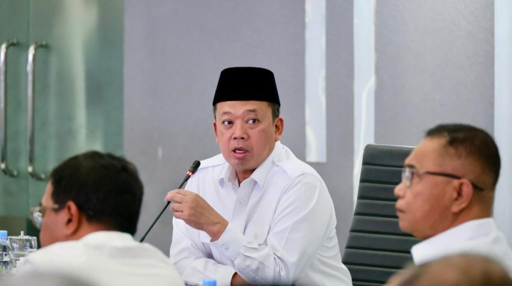 Menteri ATR/BPN, Nusron Wahid saat mengikuti Rapim terkait proses penyelesaian berkas layanan pertanahan pada Kamis (16/04/2026) Foto: Humas Kementerian ATR