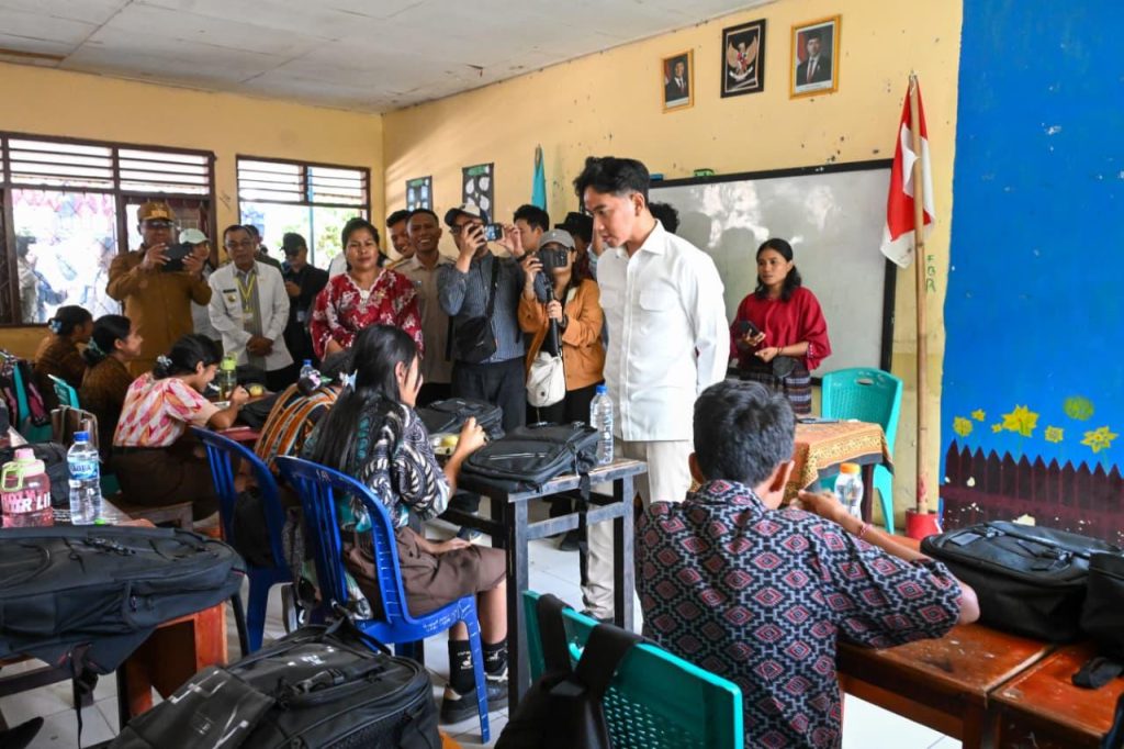 Gibran Prioritaskan Revitalisasi Sekolah di Ende