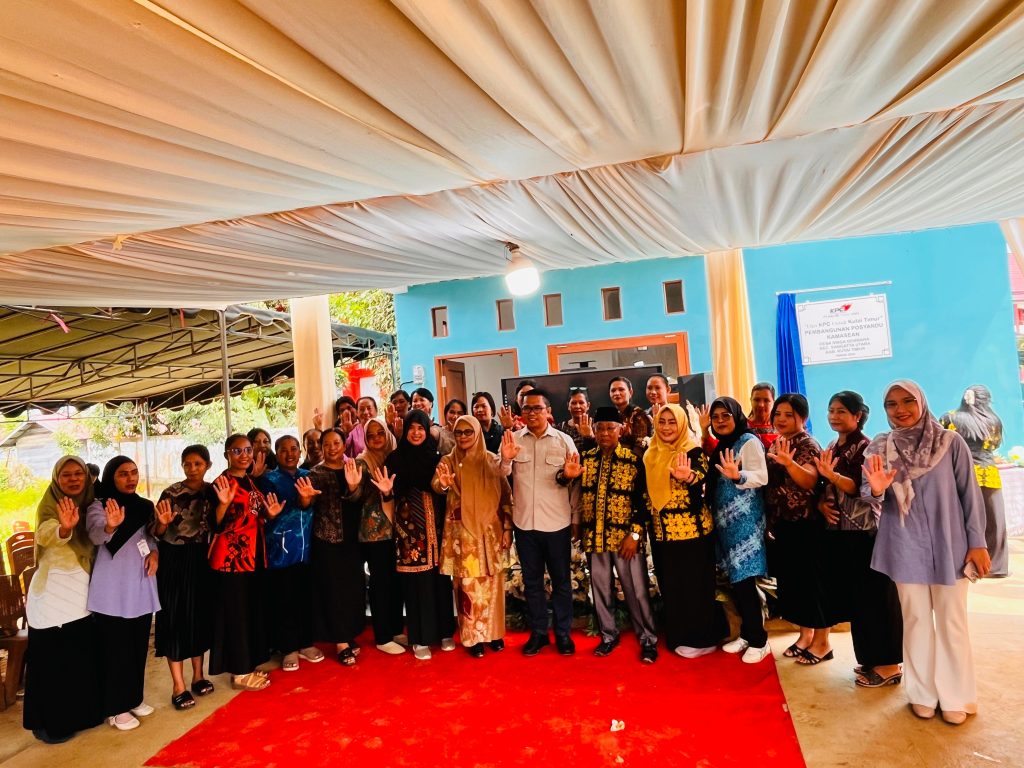 KPC Serahkan Posyandu Baru, Perkuat Upaya Cegah Stunting Peresmian Posyandu Kamasea di Desa Singa Gembara