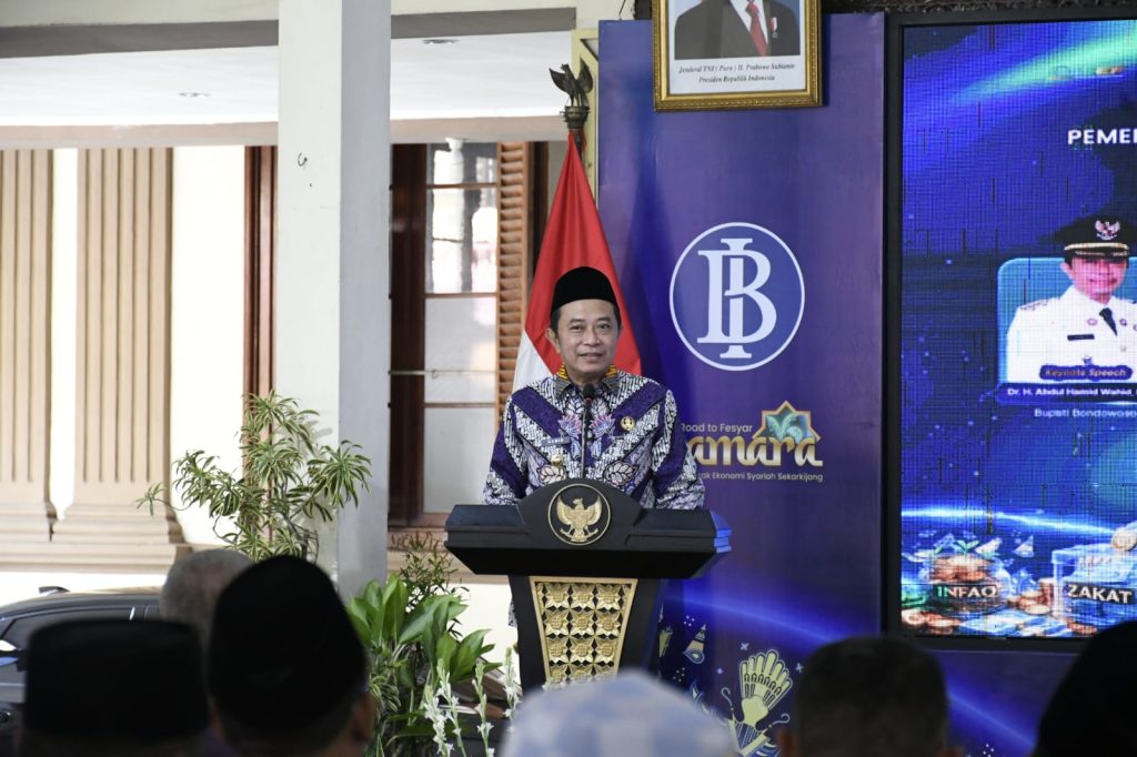 Bupati Hamid Dorong ZISWAF Produktif Perkuat Pesantren di Bondowoso KH Abd. Hamid Wahid, saat membuka Seminar Sinergi Membangun Ekosistem ZISWAF Produktif Pesantren. Sabtu 20/6/2026.
