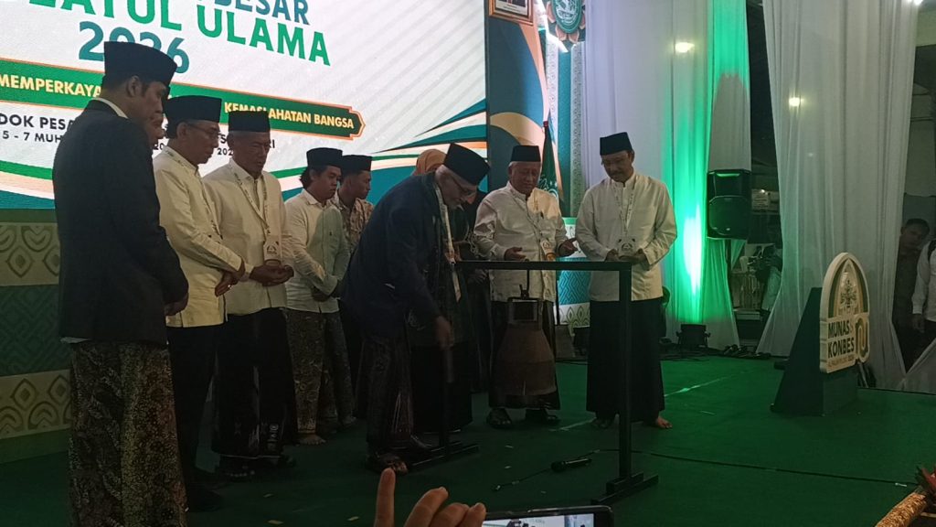 Munas dan Konbes NU Jadi Penentu Langkah Menuju Muktamar Musyawarah Nasional (Munas) dan Konferensi Besar (Konbes) Nahdlatul Ulama (NU) Tahun 2026 resmi oleh KH Miftachul Akhyar, Rais Aam PBNU