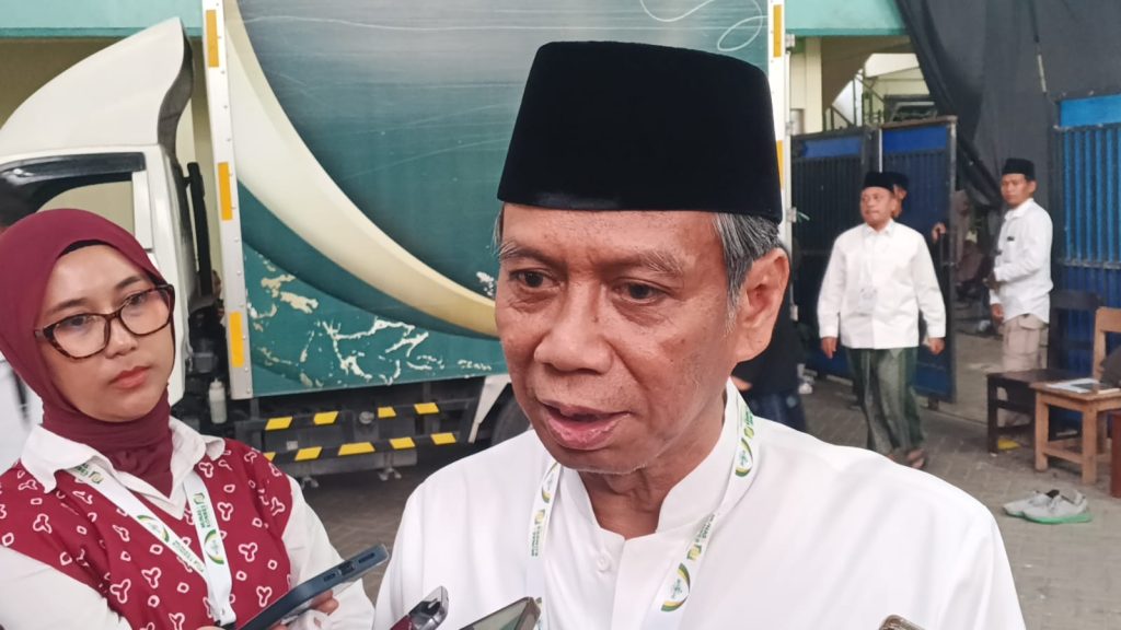 Komisi Organisasi Munas-Konbes NU Bahas Tata Kelola Tambang, Keputusan Final Menunggu Sidang Pleno Waketum PBNU Amin Said Husni saat diwawancara wartawan