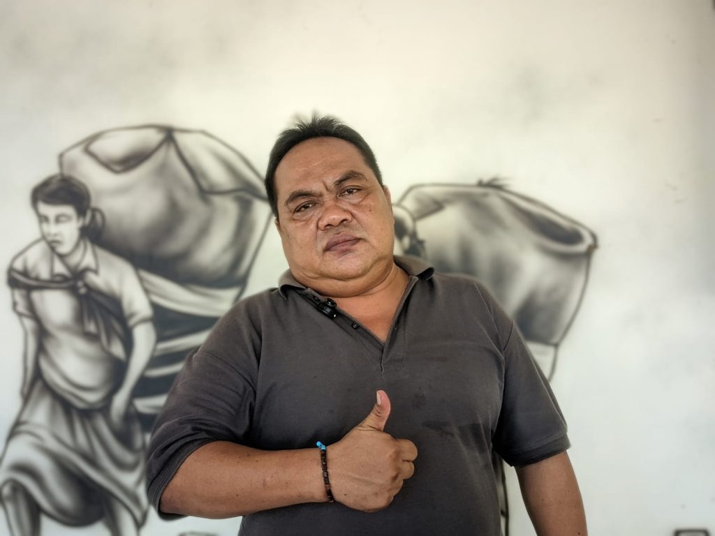 LSM Gajah Mada Nusantara Minta Kritik Berbasis Fakta Caption : Ketua LSM Gajah mada saat di temui di belakang cave.