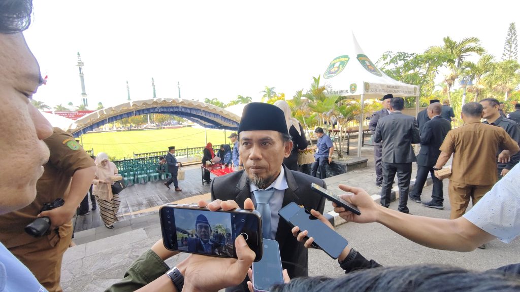 Hari Lahir Pancasila 2026, Jimmi Ajak Warga Perkuat Persatuan Jimmi, Ketua DPRD Kutim usai upacara Hari Lahir Pancasila di Lapangan Kantor Bupati Kutim, Selasa (2/7/2026) (Wahyudi/GOnews.id)