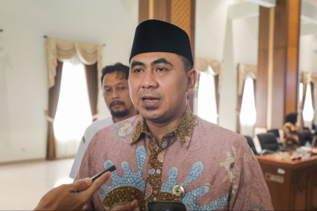 Wagub Jateng Taj Yasin usai menghadiri Kunjungan Kerja Spesifik Komisi VIII DPR RI terkait penyerapan aspirasi mengenai persoalan madrasah dan pondok pesantren di Kantor Wilayah Kementerian Agama Provinsi Jawa Tengah (GOnews.id)
