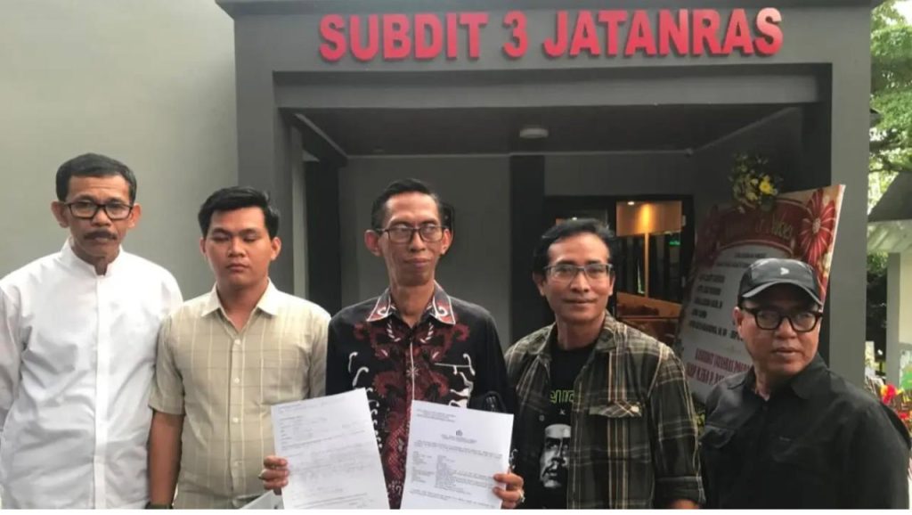 Agus Amri, Kuasa hukum H. Sudarno saat melapor ke Polda Kaltim, Jumat (3/7/2026).(dok.Agus Amri & Affiliates)