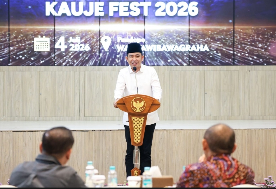 Gus Fawait Rangkul Alumni Unej, Siapkan Forum “Jember Merajut Mimpi” untuk Percepat Kemajuan Daerah Bupati Jember Muhammad Fawait saat berikan sambutan di Acara Gala Dinner.foto Diskominfo
