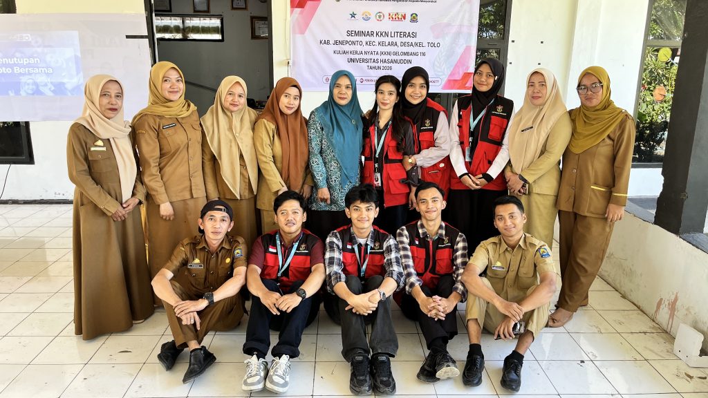 KKN Unhas Paparkan Program Literasi di Kelurahan Tolo Mahasiswa KKN Tematik Literasi Unhas memaparkan program kerja untuk memperkuat budaya membaca di Kelurahan Tolo, Jeneponto.
