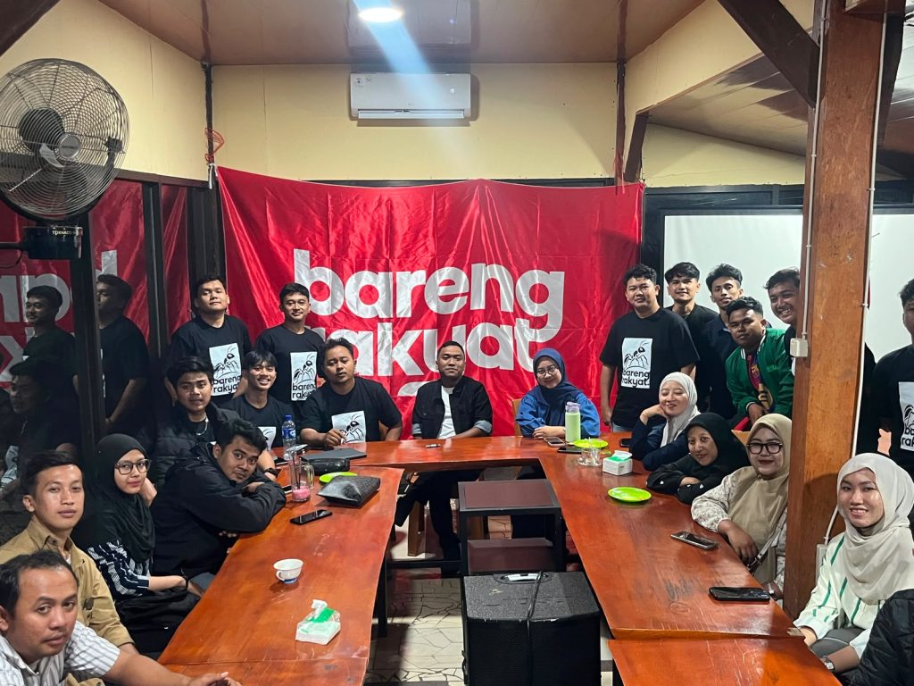 Bareng Rakyat Siapkan Pembentukan Pengurus Desa Setelah Tuntaskan Struktur 31 Kecamatan Bareng rakyat saat lakukan forum diskusi Kongkow.foto istimewa