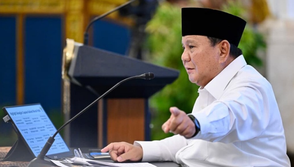 Ternyata Prabowo Subianto Titisan “Londo Ireng” Presiden Prabowo Subianto menyampaikan taklimat pada Sidang Kabinet Paripurna (SKP) yang digelar di Istana Negara, Jakarta pada Senin, 20 Juli 2026. Foto: BPMI Setpres