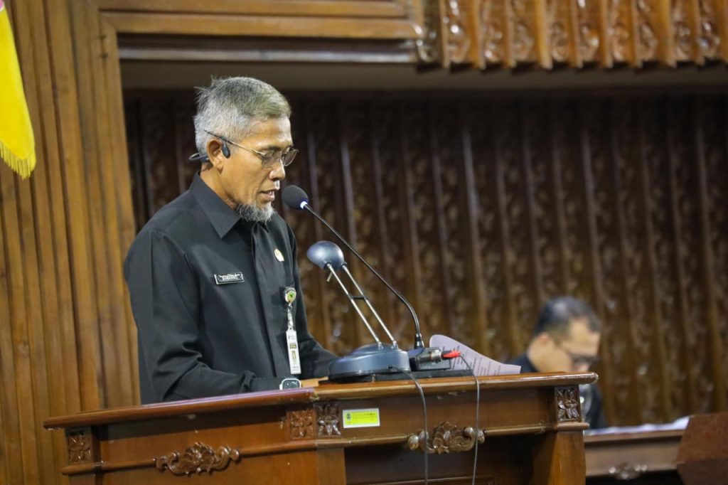 Jateng Cicil Dana Pilgub 2029 hingga Rp1 Triliun Sekretaris Daerah (Sekda) Jawa Tengah Sumarno , dalam Rapat Paripurna DPRD Jateng di Gedung Berlian, Semarang (GOnews.id)