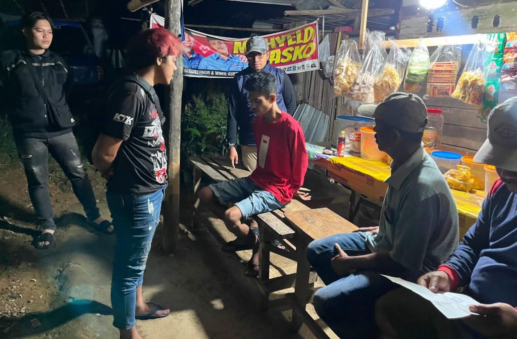 Sabu Diselipkan di Celana, Sopir Ditangkap Polisi Polisi mengamankan paket kecil diduga sabu dari seorang pria yang ditangkap di wilayah Talawi, Sawahlunto. Kamis (30/7/2026) (Foto : Dioni/Gonews.id)