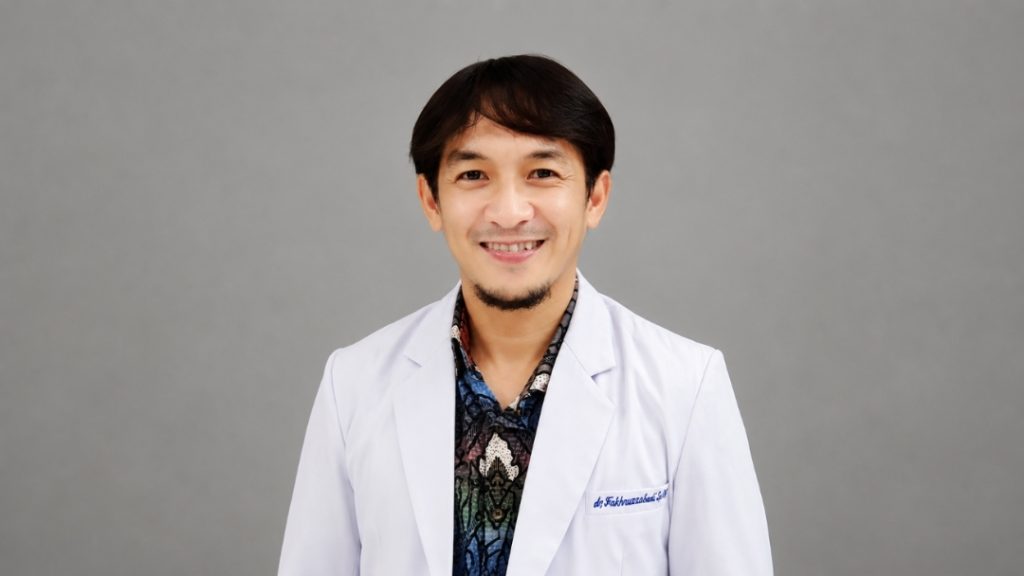 Kisah Mengharukan dr. Badi Saat Memeriksa Remaja Hamil, Pelukan Sang Ayah Bikin Seisi Ruangan Menangis dr. Fakhruzzabadi, SpOG. (dok.dr Badi)
