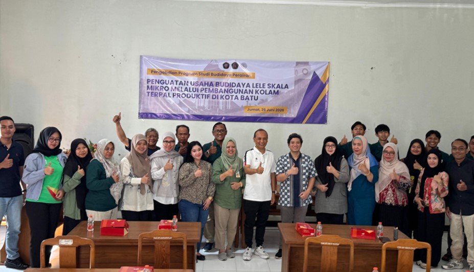 Suhu Dingin Jadi Tantangan Budidaya Lele di Kota Batu, FPIK UB Kenalkan Teknik Pemijahan Semi Buatan FPIK UB melatih pembenih lele di Kota Batu melalui teknologi pemijahan semi buatan untuk meningkatkan kualitas benih berkelanjutan