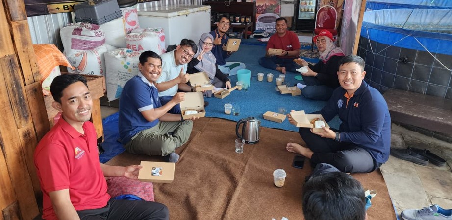 FPIK UB Dampingi UMKM Raih Sertifikasi Halal untuk Tingkatkan Daya Saing Produk Lokal Uji organoleptik dan pendampingan pemenuhan dokumen sertifikasi halal