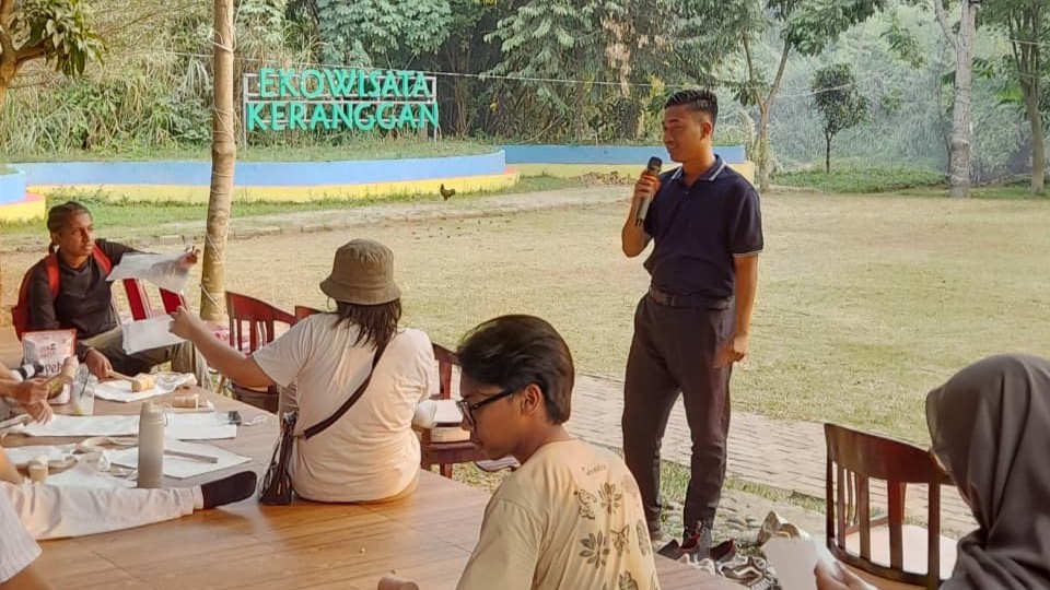 Workshop Ecoprint dari Tjokronesia Education Warnai Open Trip Abang None Tangsel