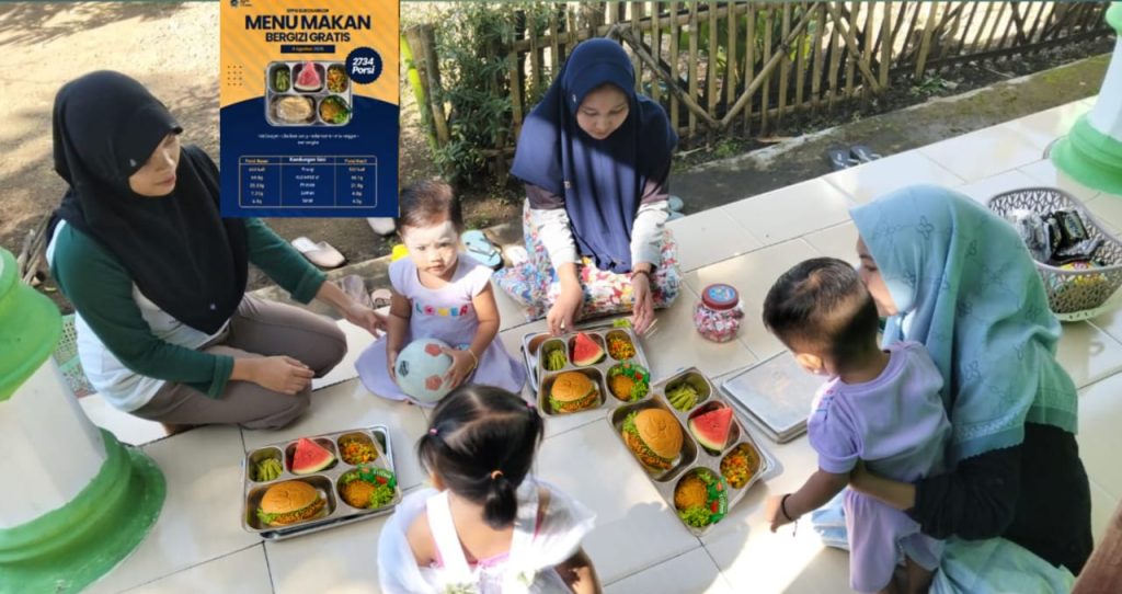 SPPG Sukosari Lor Perluas MBG bagi Kelompok 3B Pemberian Makan Bergizi Gratis di Posyandu Bugenvil Bondowoso, Selasa (4/8/2026) (Doni/Gonews.id)