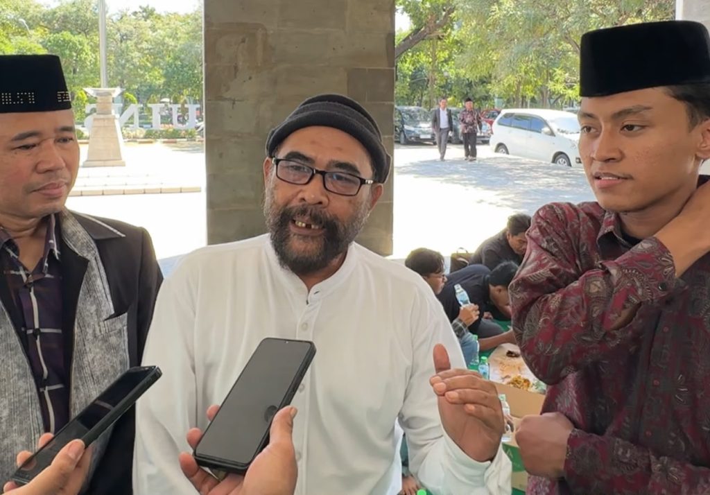Koordinator FPU, Dr. Suhermanto Ja'far saat berikan keterangan kepada wartawan.
