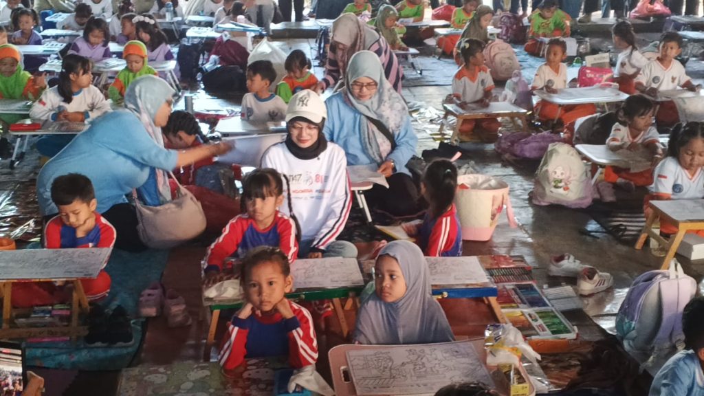 Semarak Hari Jadi Kota Kediri, Ribuan Anak TK Ikuti Lomba Crayon ECO Kids Wali Kota Kediri, Vinanda Prameswati saat menghadiri Lomba mewarnai bertema Crayon ECO Kids di Taman Brantas, Rabu (12/8/2026).(DR/GOnews.id)