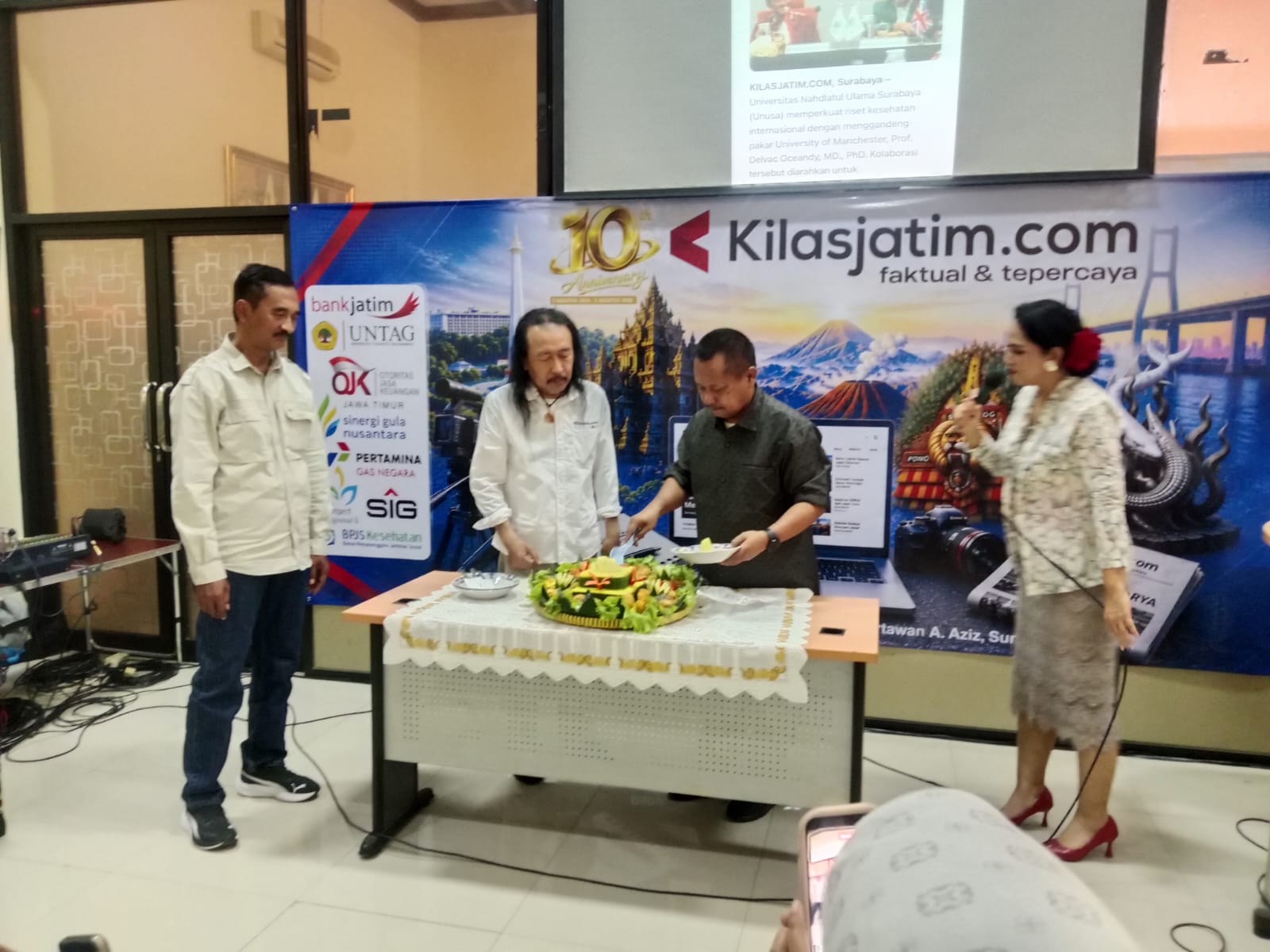 Ketua PWI Jatim Lutfil Hakim