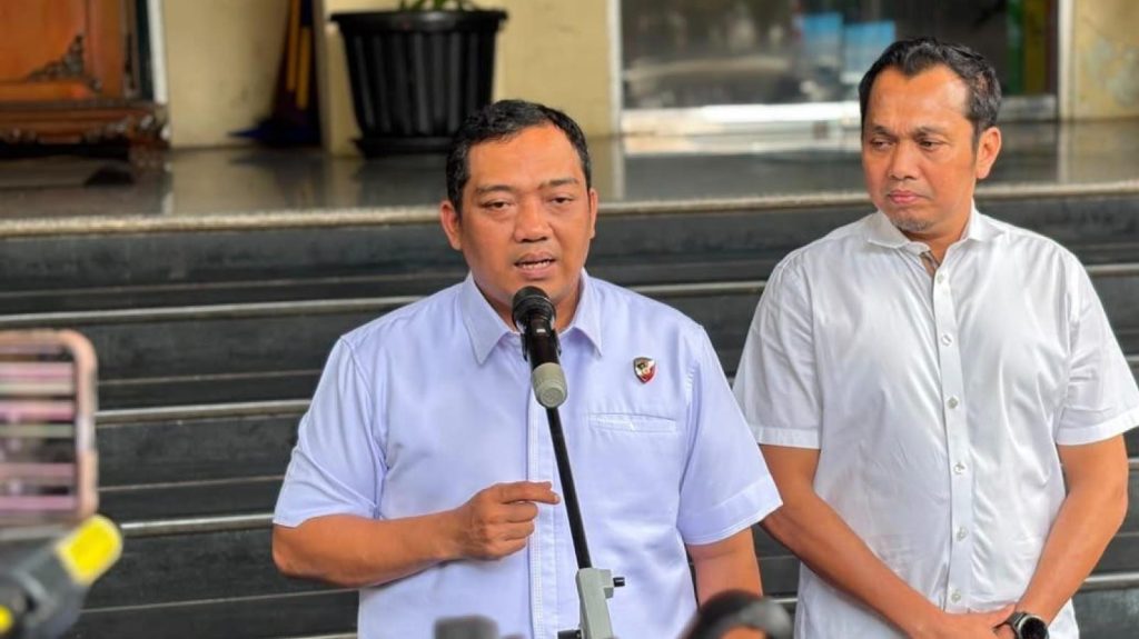 Direktur Reskrimum Polda Metro Jaya Kombes Pol. Iman Imanuddin saat memberikan keterangan kepada wartawan di Polda Metro Jaya, Kamis (13/8/2026) Foto: Humas Polri