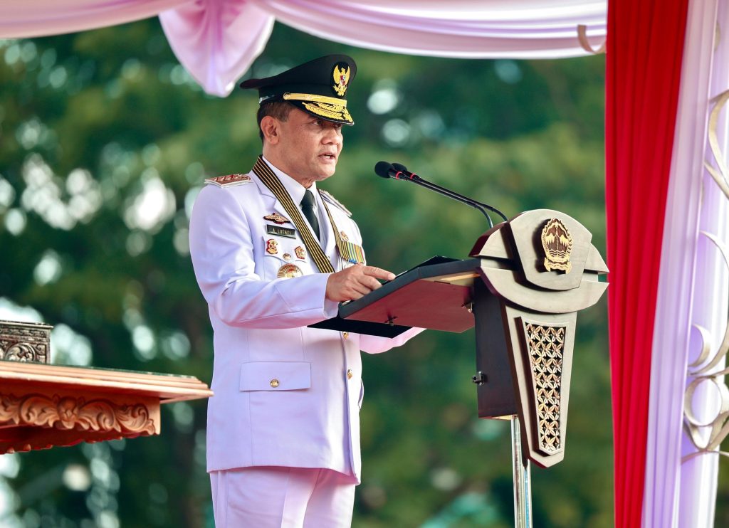 Gubernur Jateng Ahmad Luthfi di Upacara Peringatan HUT ke-81 Kemerdekaan Republik Indonesia di Lapangan Pancasila, Kota Semarang. (GOnews.id)