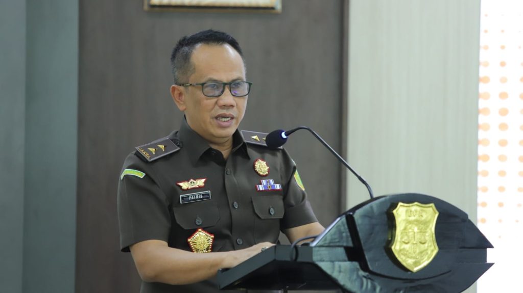 Kajati dan Polda Metro Jaya Kompak Bungkam soal Upeti Proyek Dinas Perumahan Patris Yusrian Jaya, mantan Kajati DK Jakarta, yang baru saja dipromosikan menduduki jabatan Kepala Badan Pemulihan Aset (BPA) Kejaksaan Agung Foto: Puspenkum
