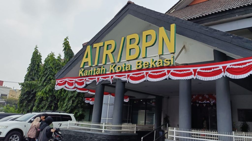 Abaikan Menteri Nusron, Pungli Menggila di BPN Kota Bekasi Kantor Pertanahan Kota Bekasi, Jawa Barat Foto: Pahala Simanjuntak /GOnews.ID