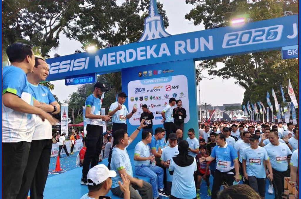Azhar Hamzah Hadiri Presisi Merdeka Run Jambi Wakil Wali Kota Sungai Penuh Azhar Hamzah menghadiri Presisi Merdeka Run 2026 di Jambi