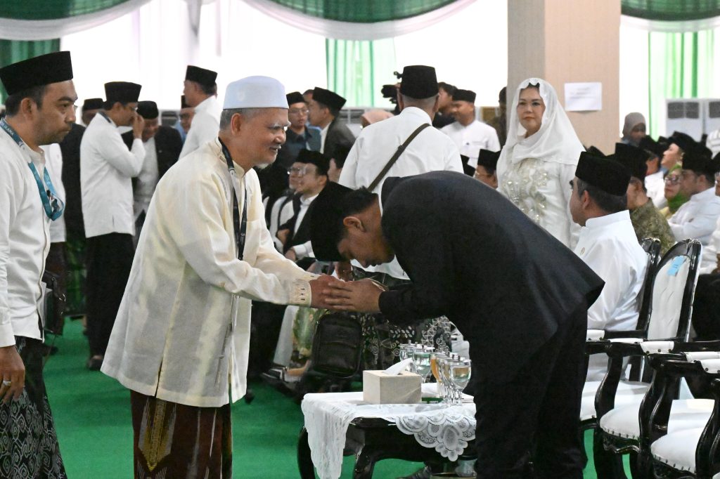 Wapres Gibran di Muktamar NU, Pererat Sinergi Ulama-Pemerintah Wakil Presiden Gibran Rakabuming menghadiri Muktamar NU ke-35 di Lapangan Untung Suropati, Pondok Pesantren Bahrul Ulum Tambakberas, Jombang, Jawa Timur, Kamis (27/8/2026) (Biro Pers, Media dan Informasi Sekretariat Wakil Presiden)