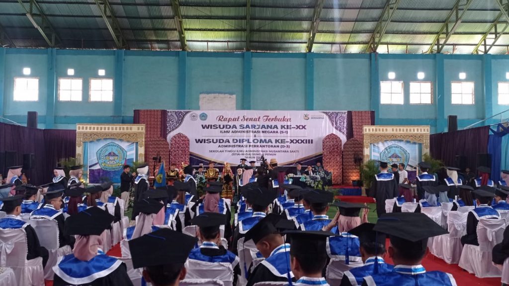 167 Lulusan STIA-NUSA Resmi Sandang Gelar Akademik Sebanyak 167 lulusan STIA-NUSA Sungai Penuh resmi diwisuda dan bersiap menghadapi tantangan dunia kerja.