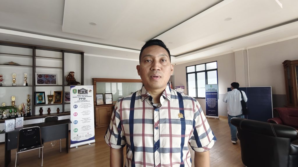 Raih Tujuh Medali di Wali Kota Cup Balikpapan, FAJI Kutim Mantapkan Persiapan Porprov 2026 Ketua FAJI Kutai Timur, Pandi Widiarto saat diwawancarai di Kantor Koperasi dan UMKM Kutim, Selasa (4/8/2026) (wahyu/GOnews.id)