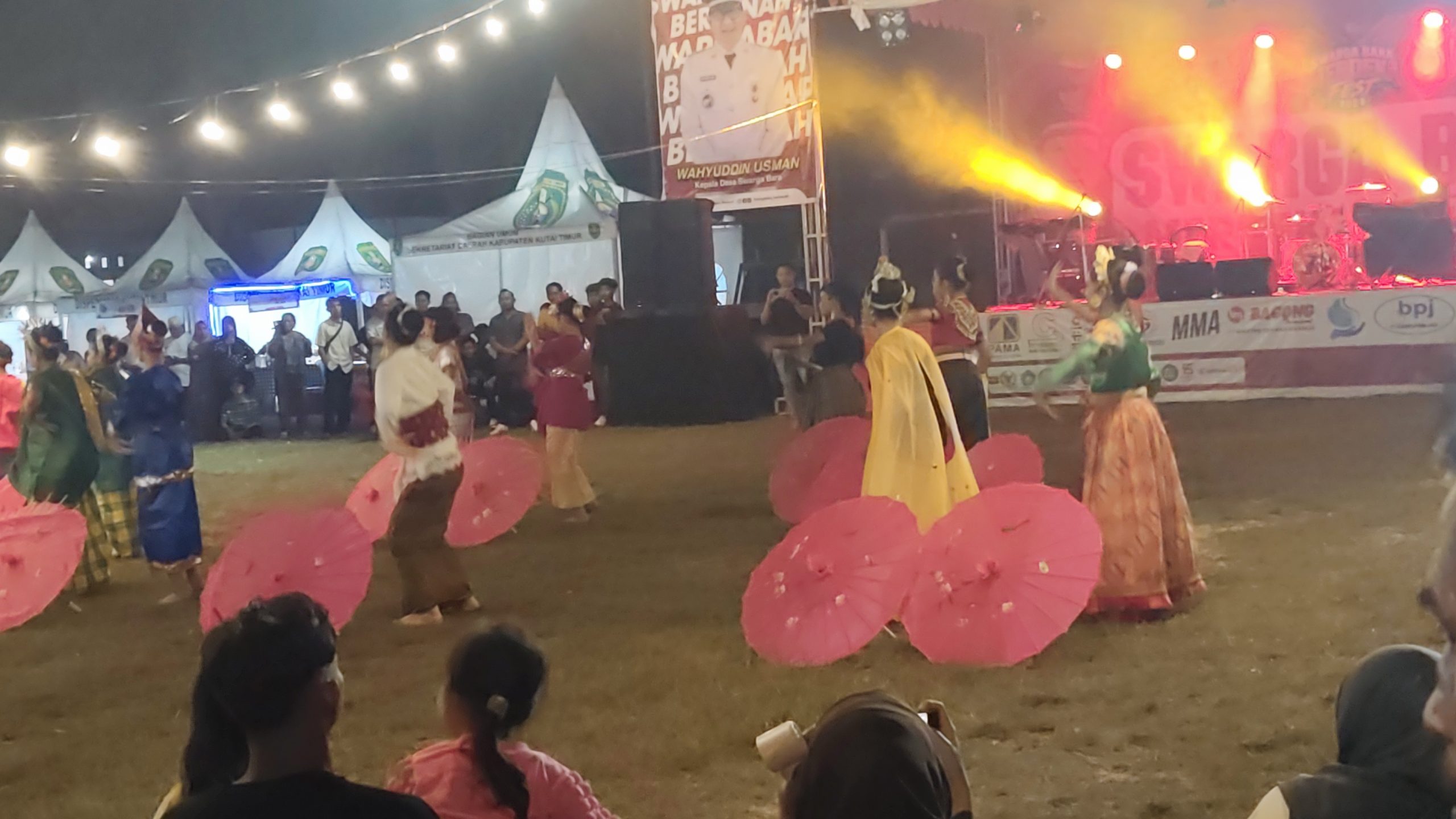 Penampilan tari 12 Etnis di pembukaan Swargabara Merdeka Fest 2026, Senin (17/8/2026) (wahyu/Gonews.id) 