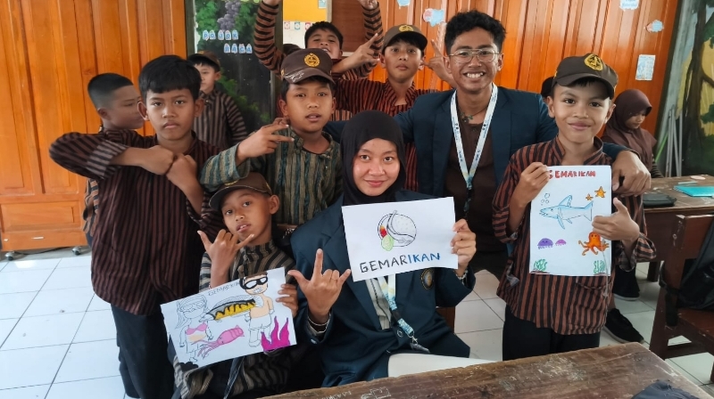 2: Antusiasme dan partisipasi aktif siswa kelas 4, 5, dan 6 saat mengikuti Lomba Menggambar dan Mewarnai bertema Gemarikan.