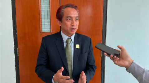 Rustam Minta Instansi Kompak Berantas Peredaran Sabu di Bontang Ketua Komisi B DPRD Kota Bontang, Rustam