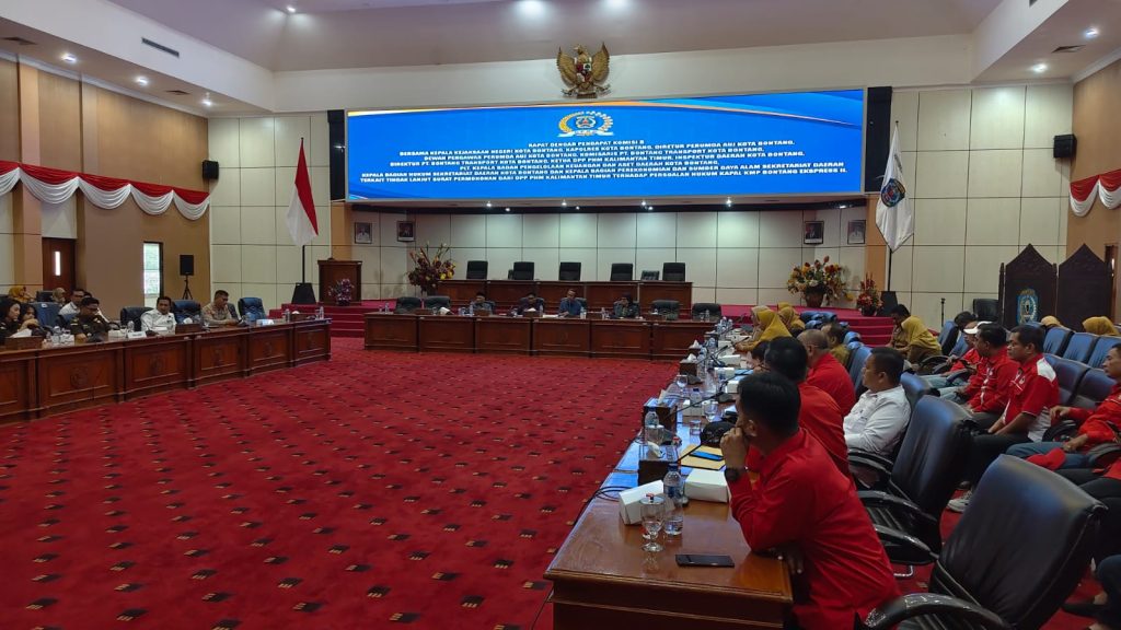 Rapat Dengar Pendapat (RDP) di Gedung DPRD Bontang pada Senin (3/8/2026)