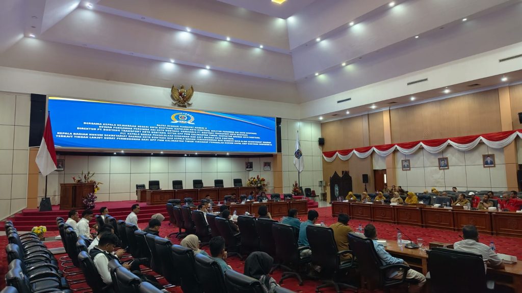DPRD Bontang Desak BUMD Segera Gelar RUPS Luar Biasa Rapat Dengar Pendapat (RDP) di Gedung DPRD Bontang pada Senin (3/8/2026) (dok. GOnews.id)