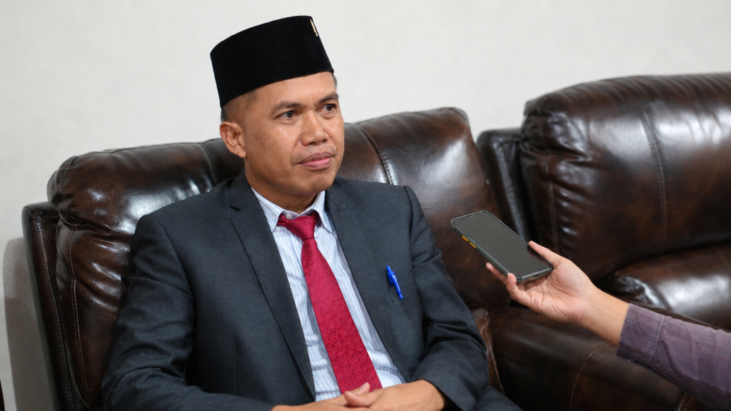 Pansus RTRW DPRD Bontang Inventarisasi Masalah Tumpang Tindih Kawasan Industri dan Mangrove Sekretaris Komisi C DPRD Kota Bontang, Joni Alla Padang