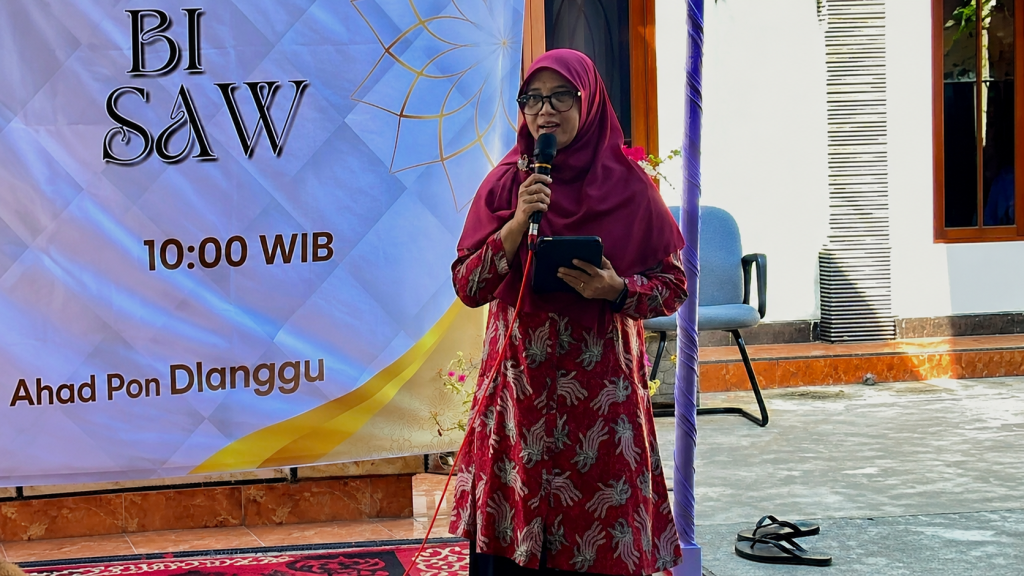 Siti Khuzayanah atau yang akrab disapa Mbak Ana