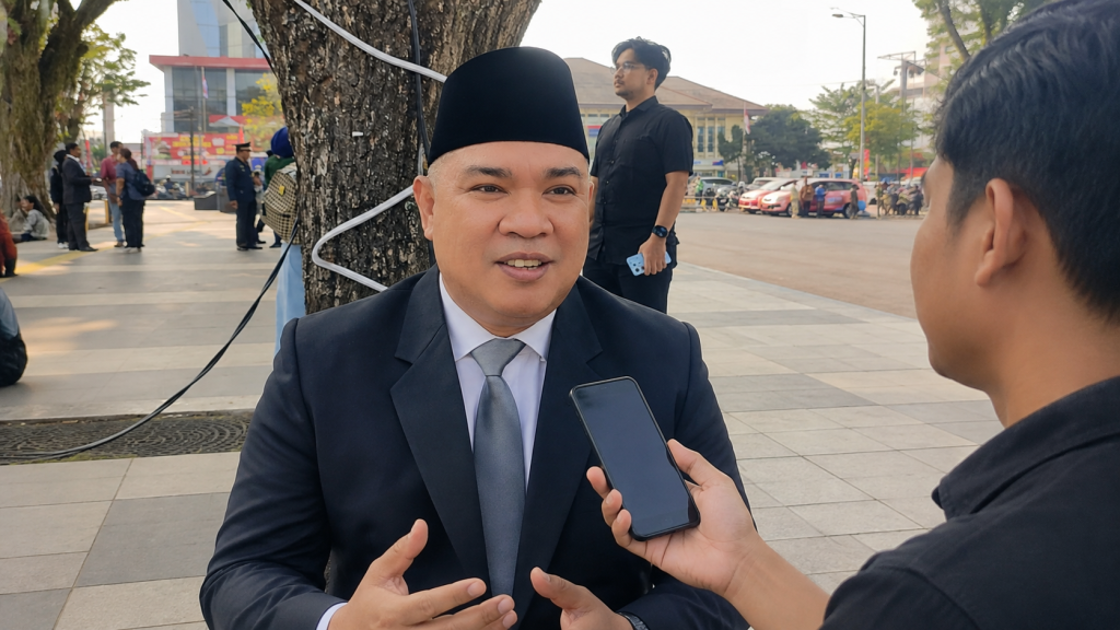 1.000 Ancak Siap Ramaikan Jember, Pemkab Bidik Rekor MURI Lewat Suwar-Suwir Kepala Bagian Kesejahteraan ( Kesra ) Kabupaten Jember Nurul Hafid Yasin.Foto Edi Mulyono