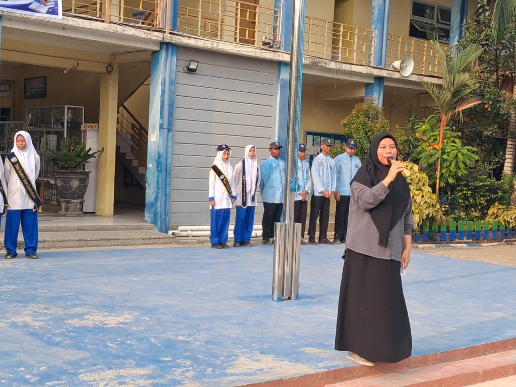 DPPKB Kutim Bidik Seluruh Sekolah Terapkan SSK Kepala Bidang Pengendalian Penduduk DPPKB Kutim, Tristiningsih