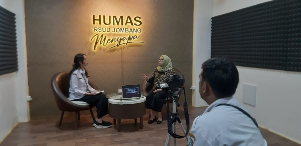 dr Agustina dalam wawancara Podcast memaparkan tentang kesehatan agar mengenal istilah Bell's Palsy.