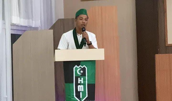 BADKO HMI Sumbar Desak Audit Aset PT ARP Ketua BADKO HMI Sumbar Fadhli Hakimi saat menyampaikan sikap terkait reaktivasi PT ARP. Selasa (8/9/2026) (Foto : Dioni/Gonews.id)