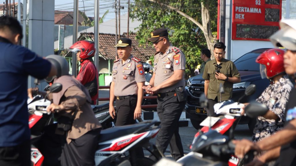 Kapolres Jombang Sidak SPBU, Pastikan Stok BBM Aman