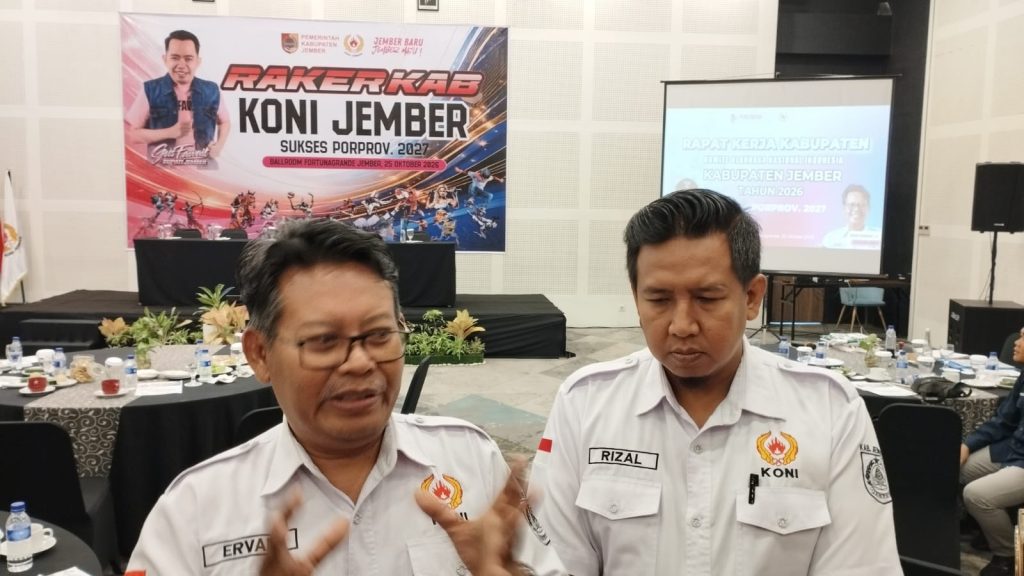 Ketua Koni jember Ervan Friambodo saat memberikan keterangan. Foto Edi Mulyono
